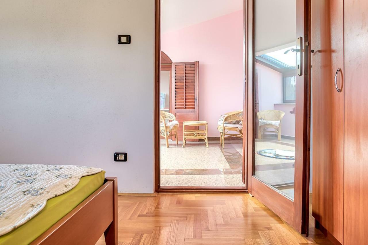Villa Valentina Premantura Esterno foto