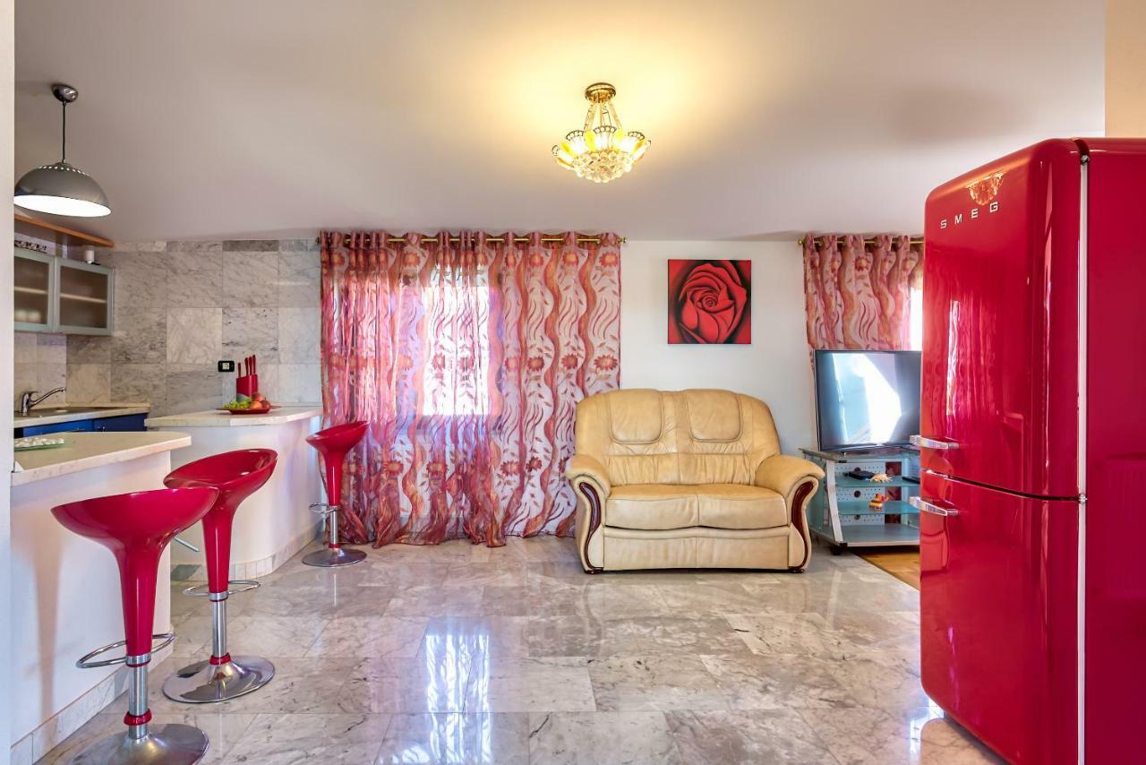 Villa Valentina Premantura Esterno foto