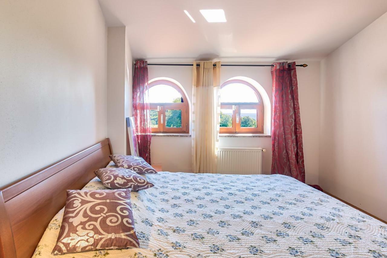 Villa Valentina Premantura Esterno foto