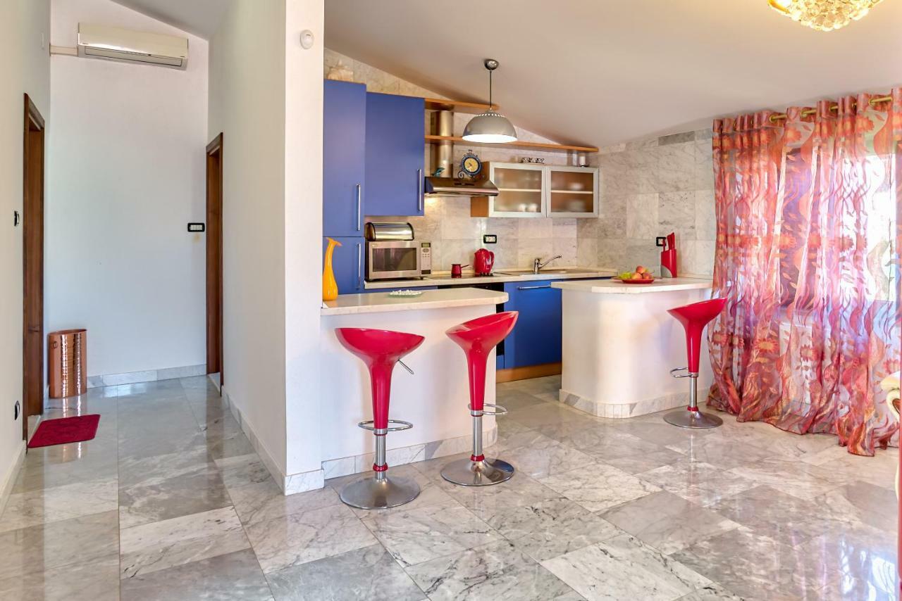 Villa Valentina Premantura Esterno foto