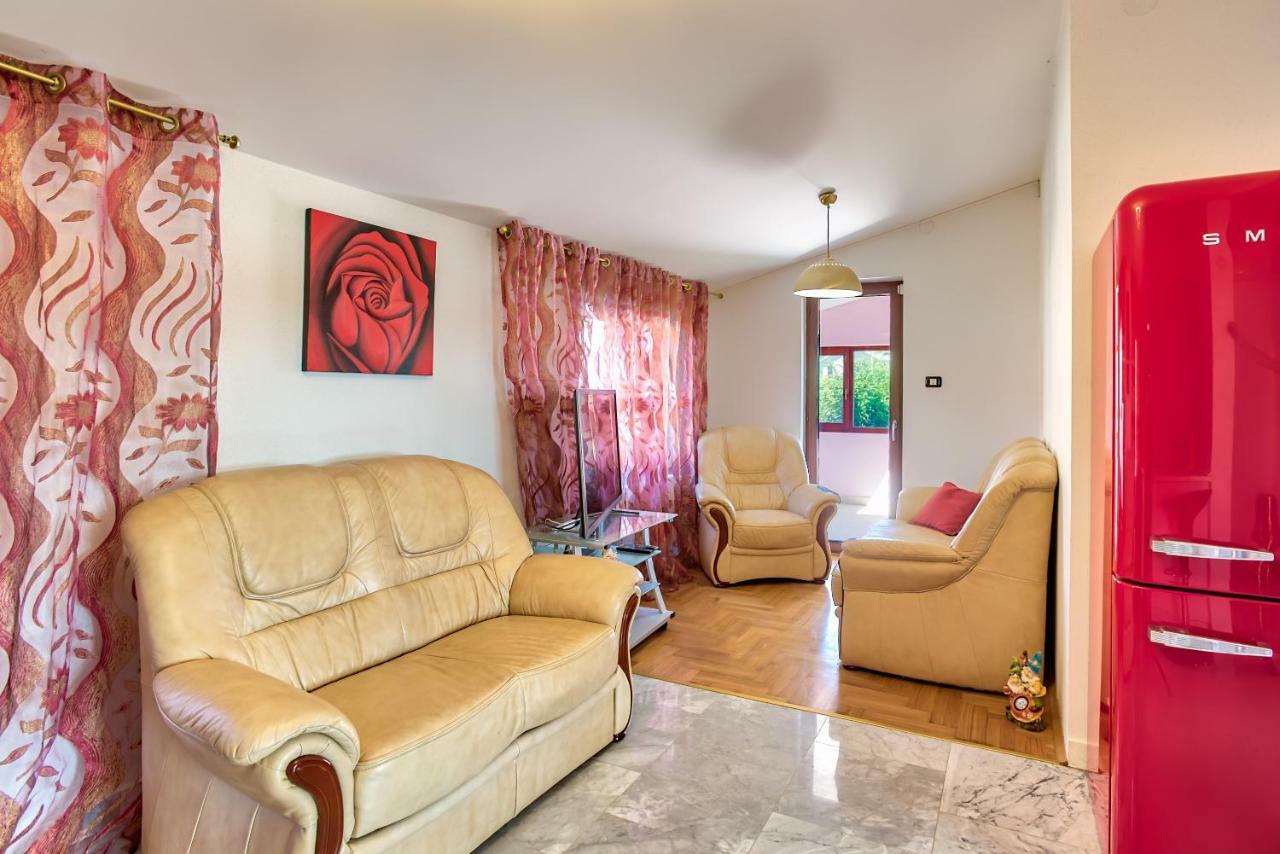 Villa Valentina Premantura Esterno foto